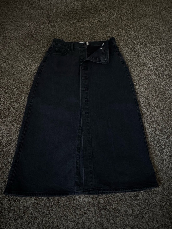 Universal Thread Dresses & Skirts - Universal Thread Black Midi Button-Front Denim Skirt